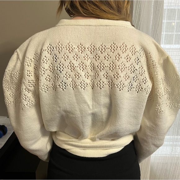 Handmade cardigan - Picture 2 of 5